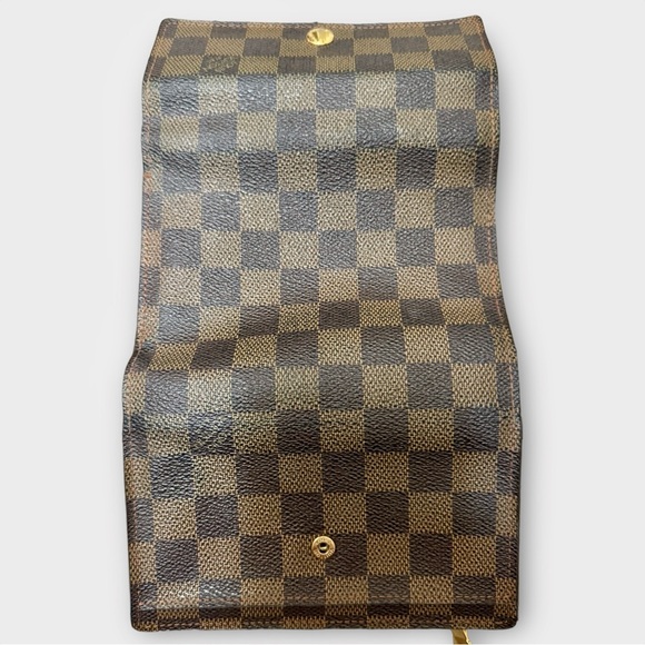 LOUIS VUITTON Damier Ebene Alexandra Wallet - Picture 10 of 16